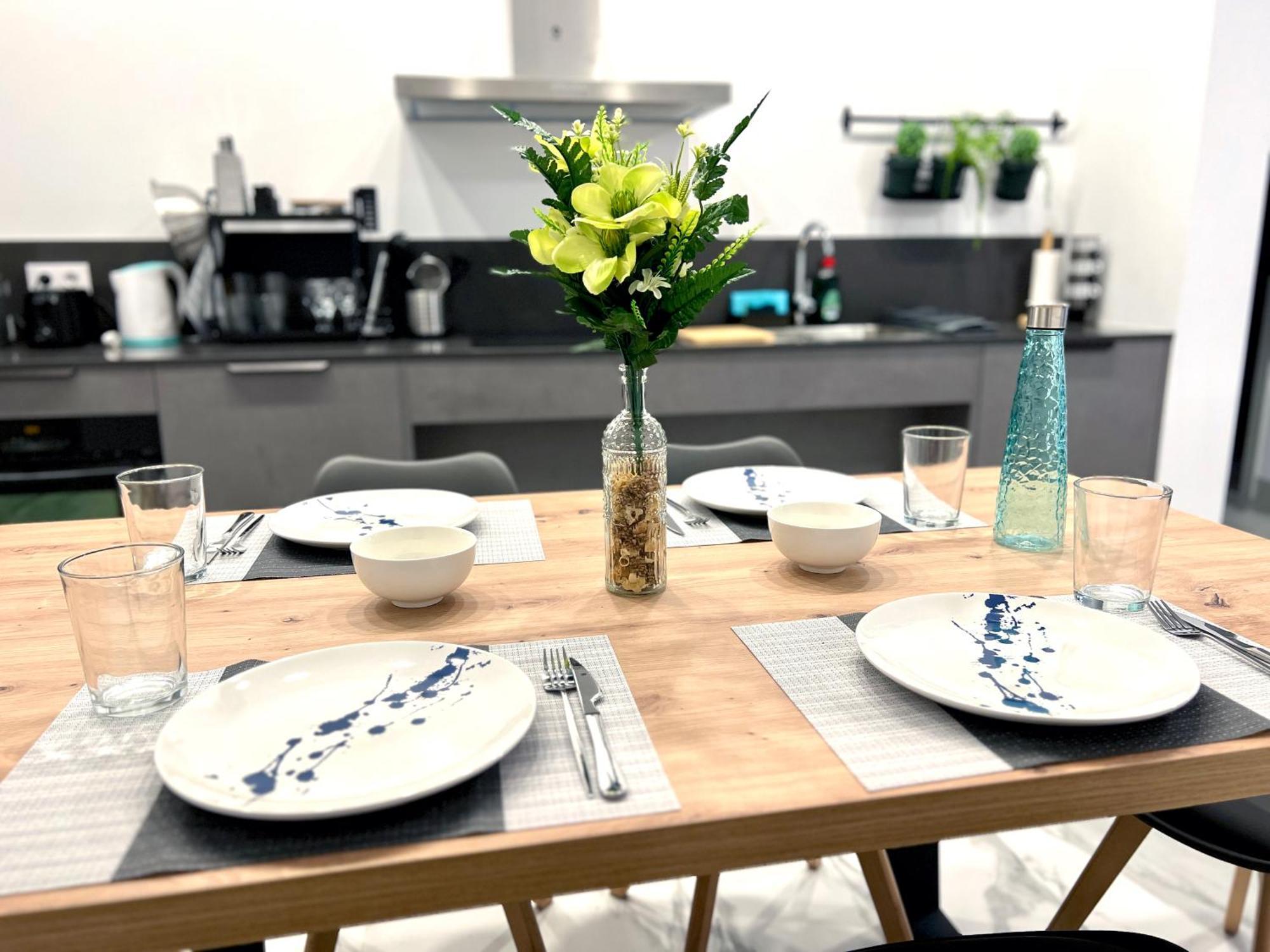 Apartamento De Estilo Moderno Hasta 5 Pax Valencia Ngoại thất bức ảnh